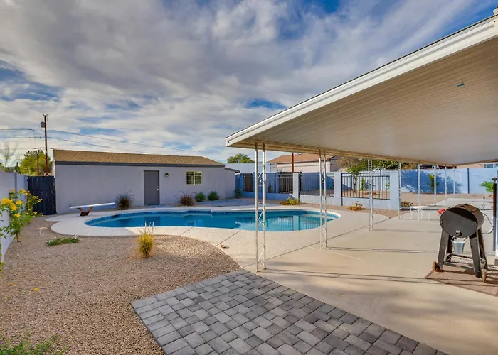 Centrally Located Oasis 1 Mi To Shadow Mountain! *